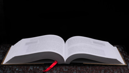 企业做决策要考虑什么