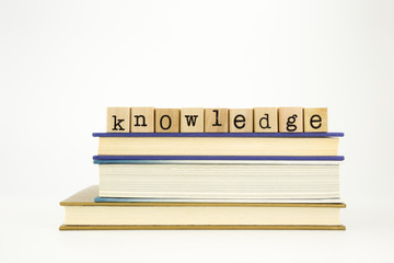 从昆明到福建坐火车到多少个小时？