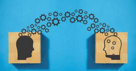 从昆明到福建坐火车到多少个小时？